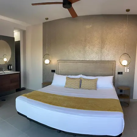 La Lipa Con Piscina Privada Aparthotel *