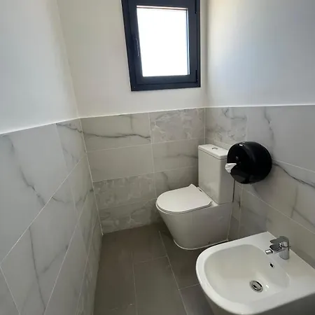 Aparthotel La Lipa Con Piscina Privada Almachar